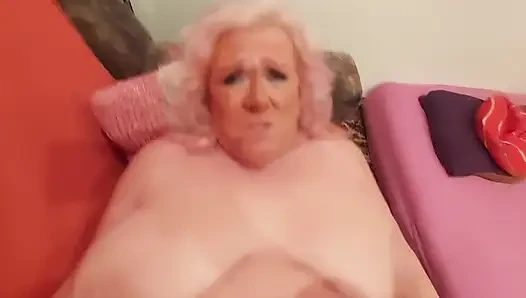 BBW German Grannie Creampied!