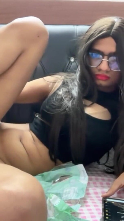 Sheena Eve Jones'un anal seansı | Klip 1