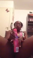 Une antillaise prends son pied