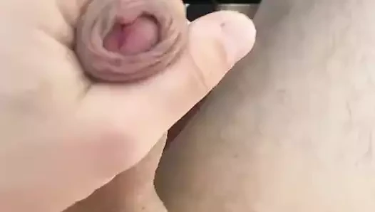 Kendi kendine çalışan adam