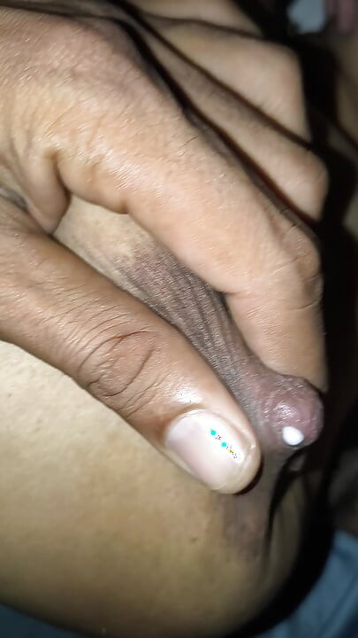 Chubby big milky boobs Bhabhi enjoying with boyfriend in bedroom at night.