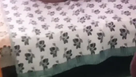 Bagian 1. Cowok Pengantar Barang Ini Mengancam Pelanggannya _ Bagian 1