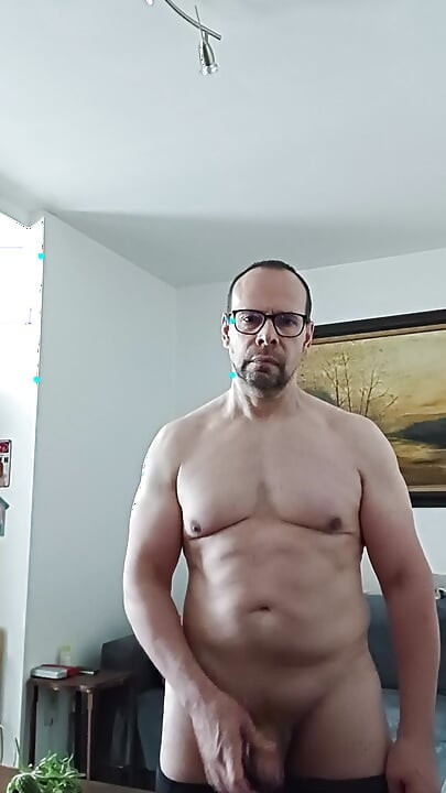 I admire my physical results after 4 months of sport