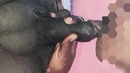 Güney Hintli tamil koca evli kadın... Amcık parmaklanıyor ng.