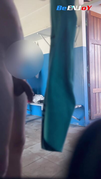 BeENJoY- Naked in the men's collective changing rooms of the pool with another man, the lady at the reception rinses her eyes