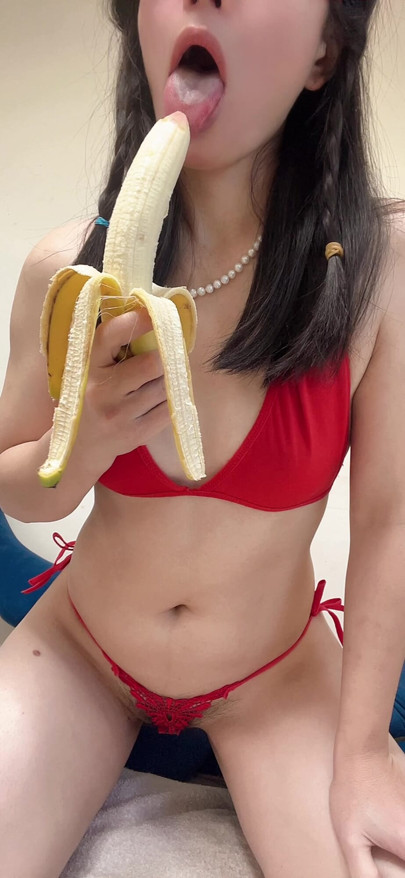Sucking banana