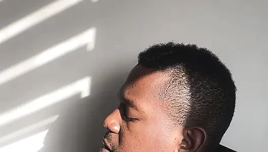 Lihat gimana caraku nyepong kontolku dengan tenggorokan dalam banget -pasangan amatir- nysde