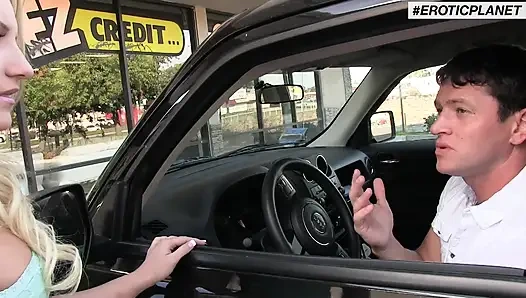 Sexy blonde rides and fuck big dick and squirts