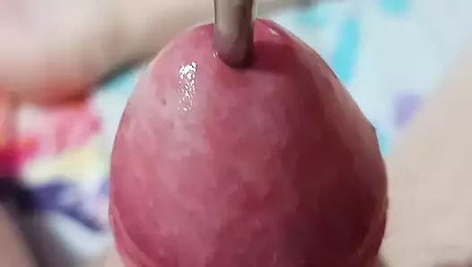 Yarağımın sesini çalmayı seviyorum