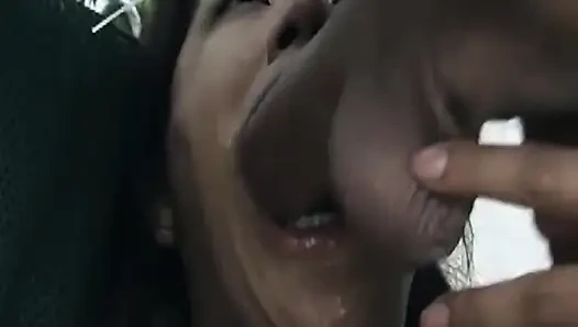 Tante seksi ini dientot habis-habisan sama kontol besar sampai dicrot di dalam