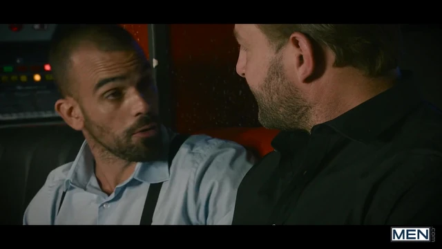 MEN - Muscular Stud Colby Jansen Decides To Give Damien Crosse's Hot Tight Ass A Spin