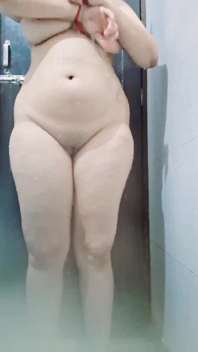 Indian desi cousin caught while bathing, hot indian girl | Clip 3