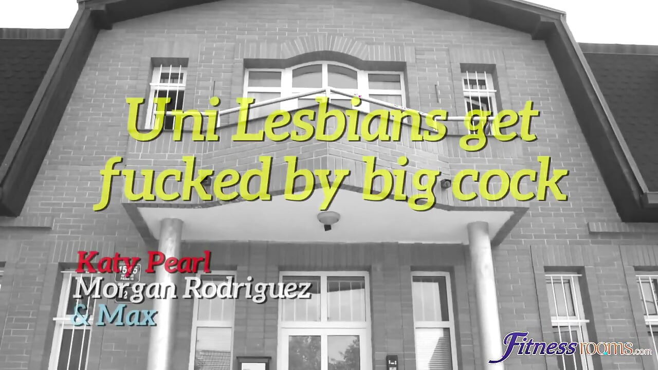 Fitness Rooms - Blonde Kety Pearl Seduces Nerd Morgan & Invites Jock Max for a Filthy 3some in the Gym
