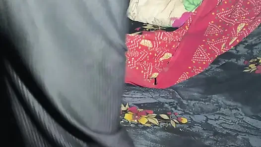 Boy takes advantage of old pickup scheme to Desi girl