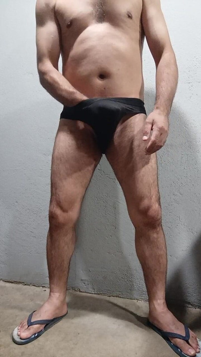 Female friends and transvestite friends who want to produce video content with me can write a turn with me