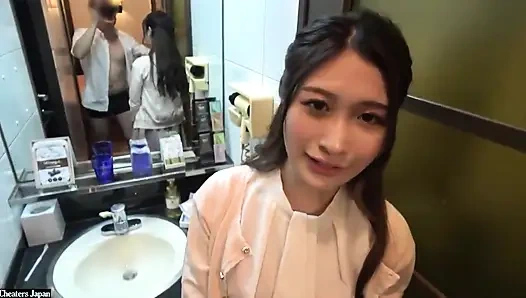 Tampilan polos, pikiran kotor