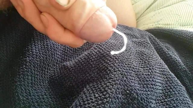 Cum slowmotion