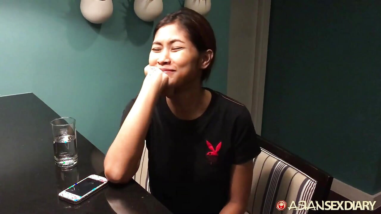 Asiansexdiary Naturally Beautiful Pinay Teen Pleases Foreigner