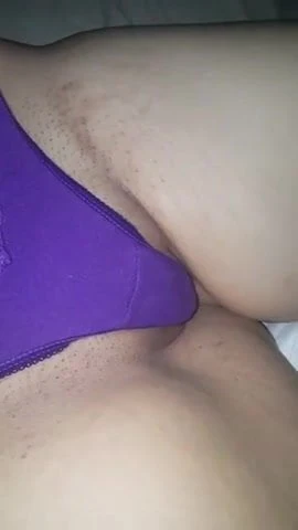 Minha esposa mostrando a calcinha