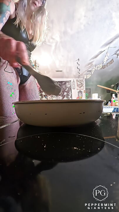 Giantess Serves up Chicken Piccata in 8-inch Heels & Black Lingerie
