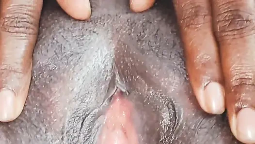 Biwi ki chut chatkar biwi ko maja diya