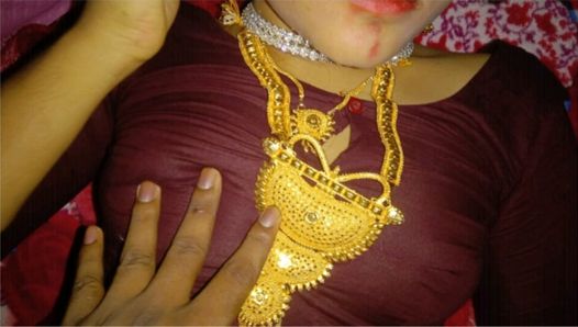 Coppia indiana sposata che fa sesso