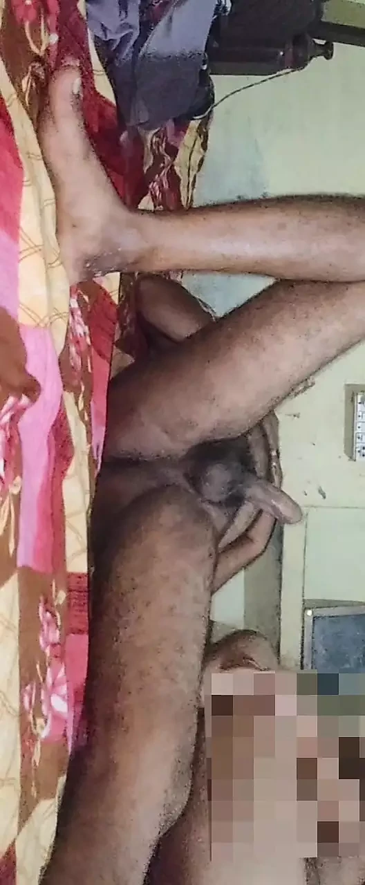 Indian desi girl monig fuck  in school