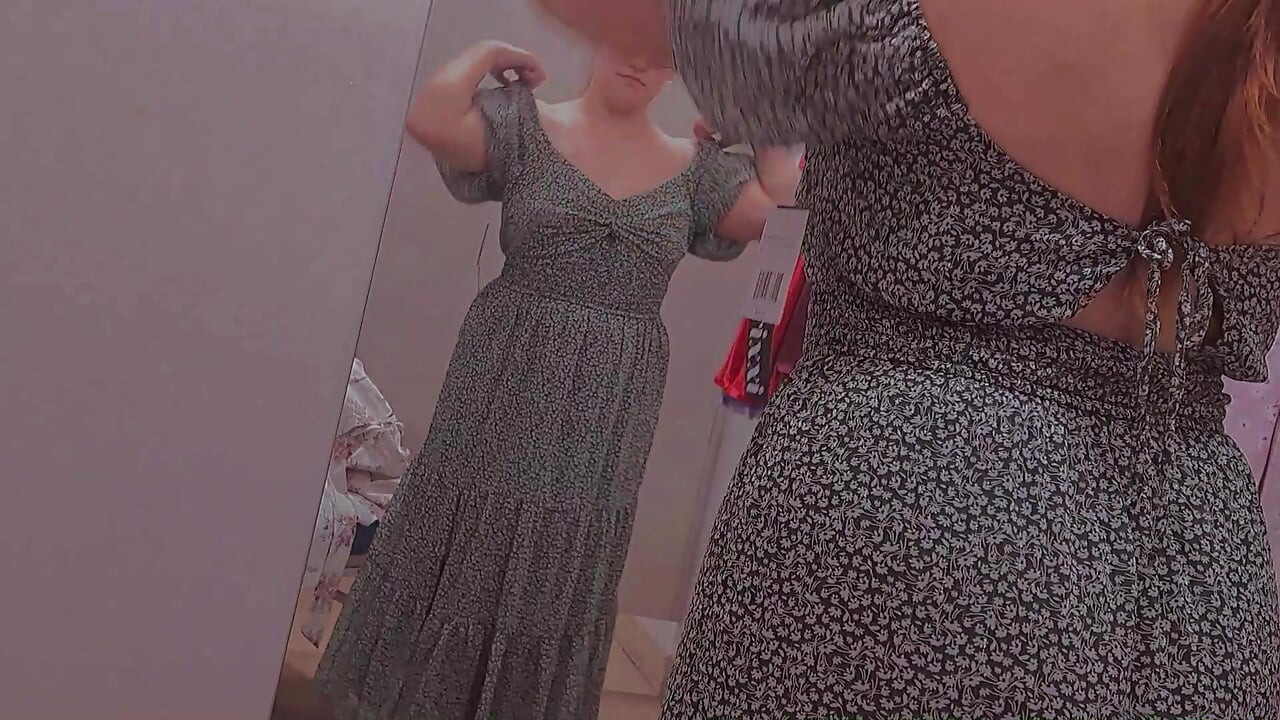 Isprobajte haljinu i donji veš u svlačionici