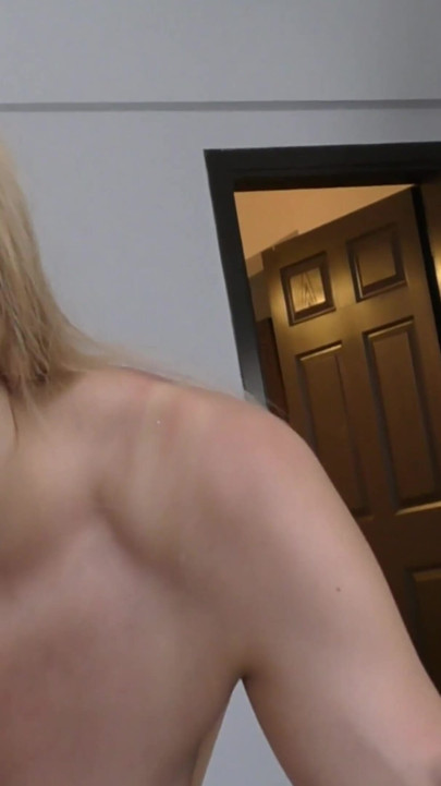 Fucking on a Public Beach During a Vacation