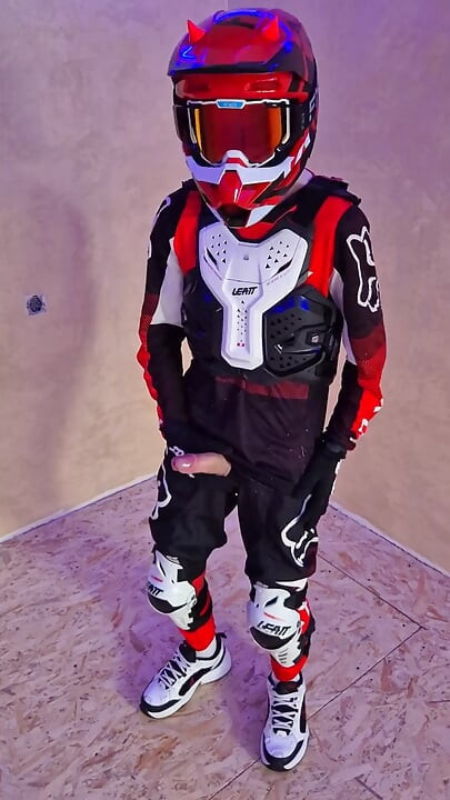 Hard Fucked Those Hot Osiris D3 Sneakers