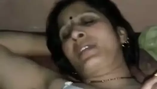 Indian aunty fucked with secret lover in her home