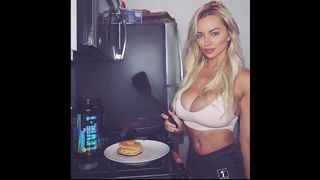 Lindsey Pelas челенж по дрочке