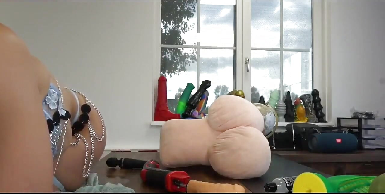 Stretching, Wrecking, Expanding the Asshole Is a Real Addiction, Just Keep Fucking It Till It's Nicely Opened up and Loose