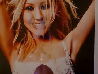 Christina Aguilera, hommage au sperme