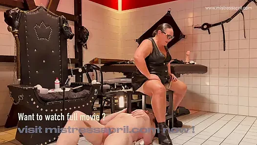 Dominatrix sahibe April - sidik fahişesi