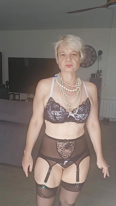 Compilation of a Sexy Mature Woman Who Loves Sex Without Restraint