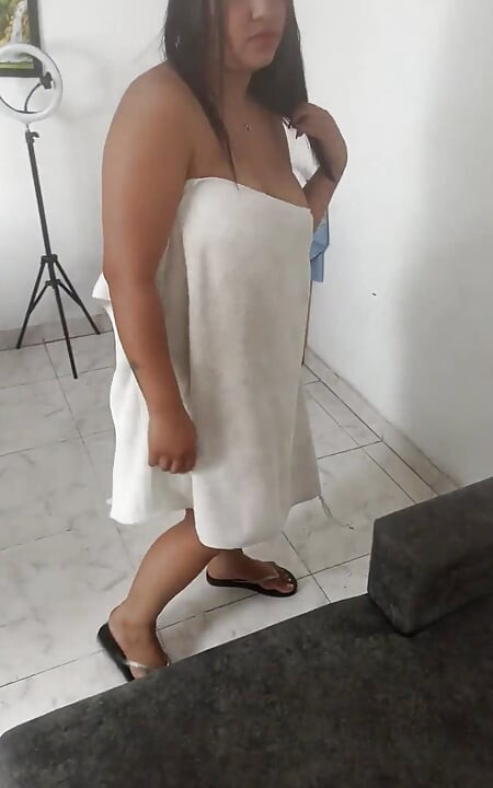 She Says That What She Likes the Most Is Sucking Cock, She Is Addicted to Sucking What Is Delicious.