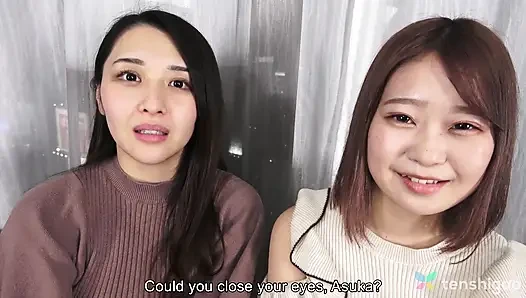 Azgın lounge kızları, mio yoshikawa ve asuka suzumura lezbiyen şovunda