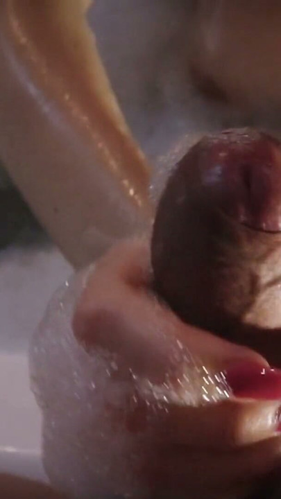 I watched her take a bath and then she sucked my cock and I cum in her mouth | Clip 1