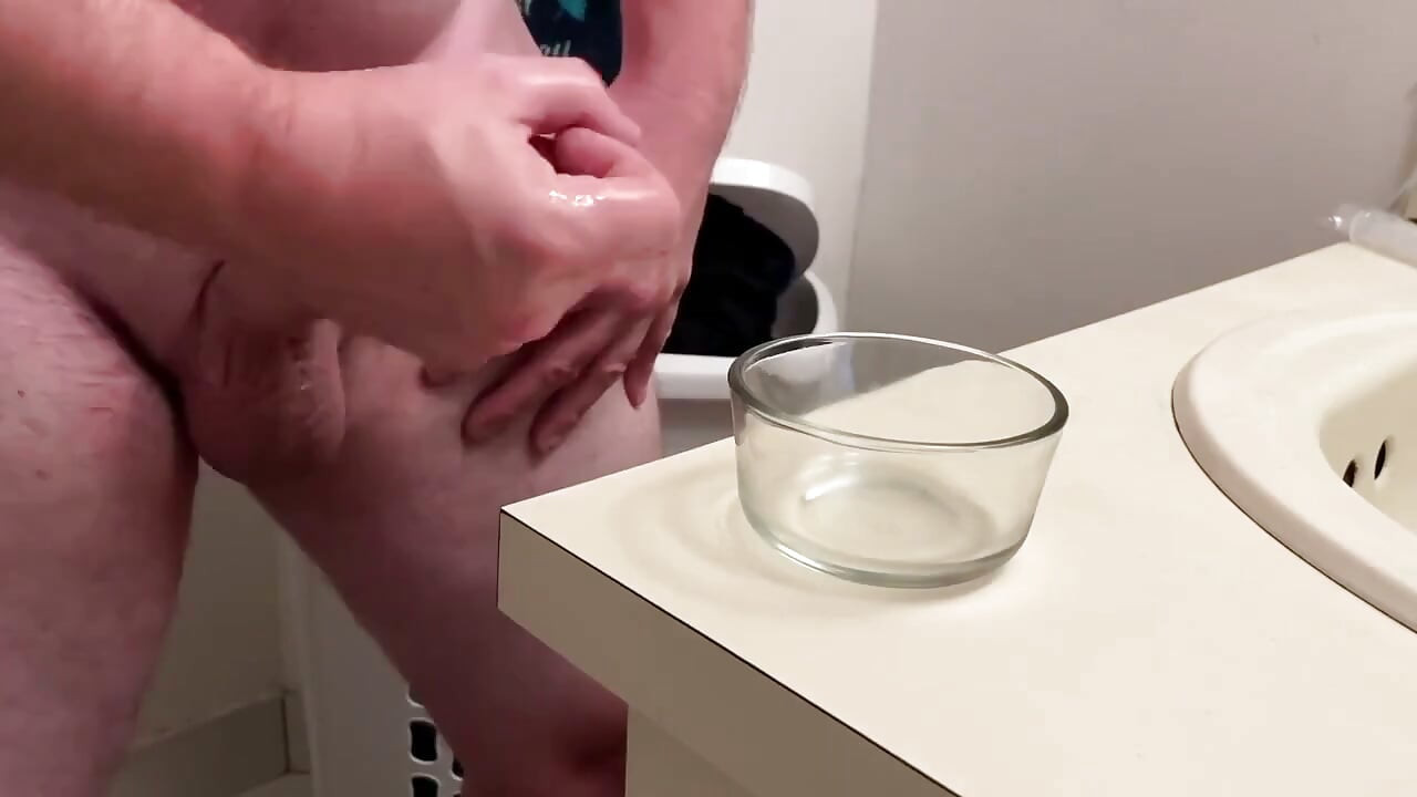 Wow! Sam Jerks off and Shoots a Huge Cumshot!