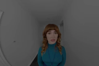 PassthroughVR, du und Siri Dahl als severance' Helly nehmen prima, starke und leidenschaftliche zuneigung an