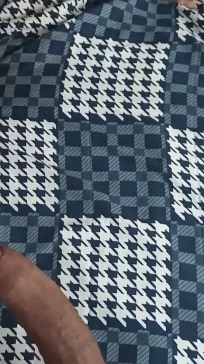 I'm taking pictures to send to my boyfriend and everything gets out of control (tits, ass, dick, moans). | Clip 1