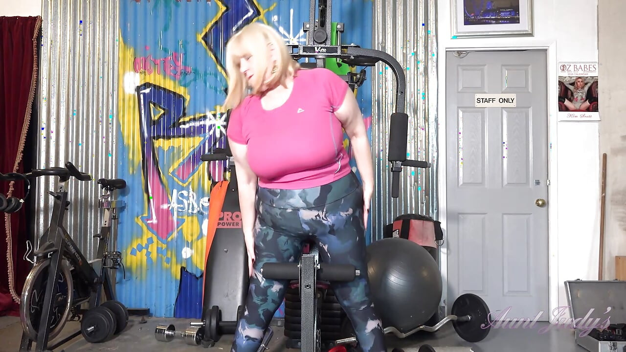 AuntJudys - Hairy Mature BBW Catherine Can Gets Horny at the Gym