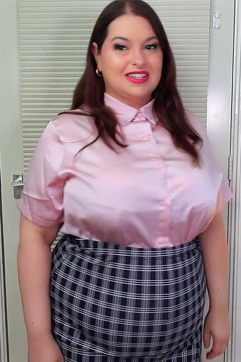 Sales Training - You Teach Your Frumpy Saleslady Sydney Screams How to Use Her Looks and Body to Get What She Wants