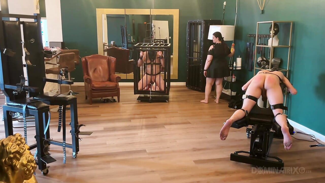 Mijo, escravos amarrados em Dominatrix Dungeon