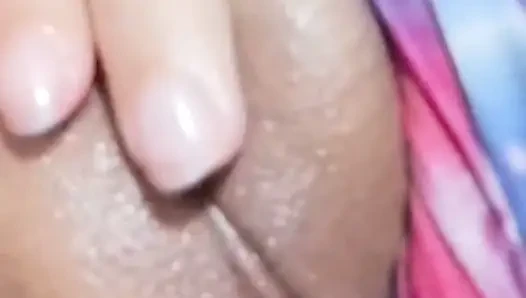 Beni onunla aldattığın için videoyu göstermek için yükledim