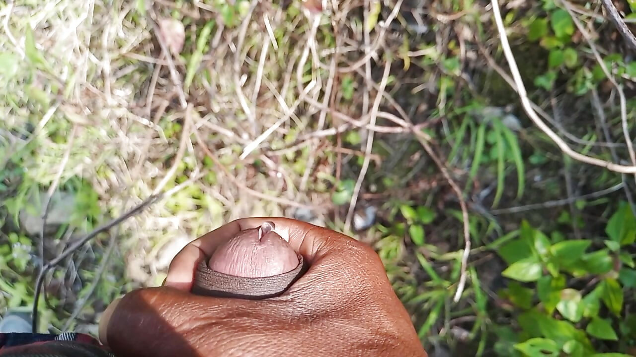 The girl shuddered and ran away from my thick penis and it was fun