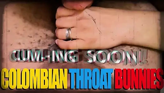 Cewek kolombia nyepong kontol sampai dicrot di dalam