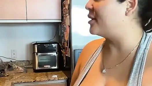 Прямая трансляция с Dani Valentina