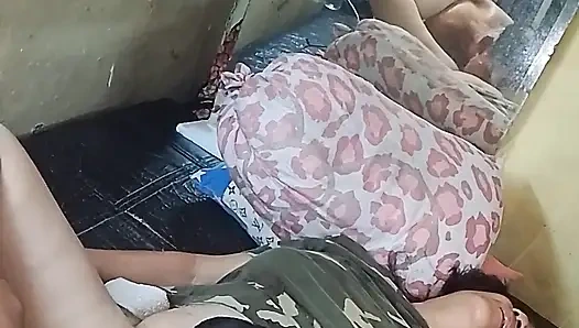 Istriku bilang kenapa kamu adalah pemakan memek terbaikmu adalah pemakan memek yang luar biasa.